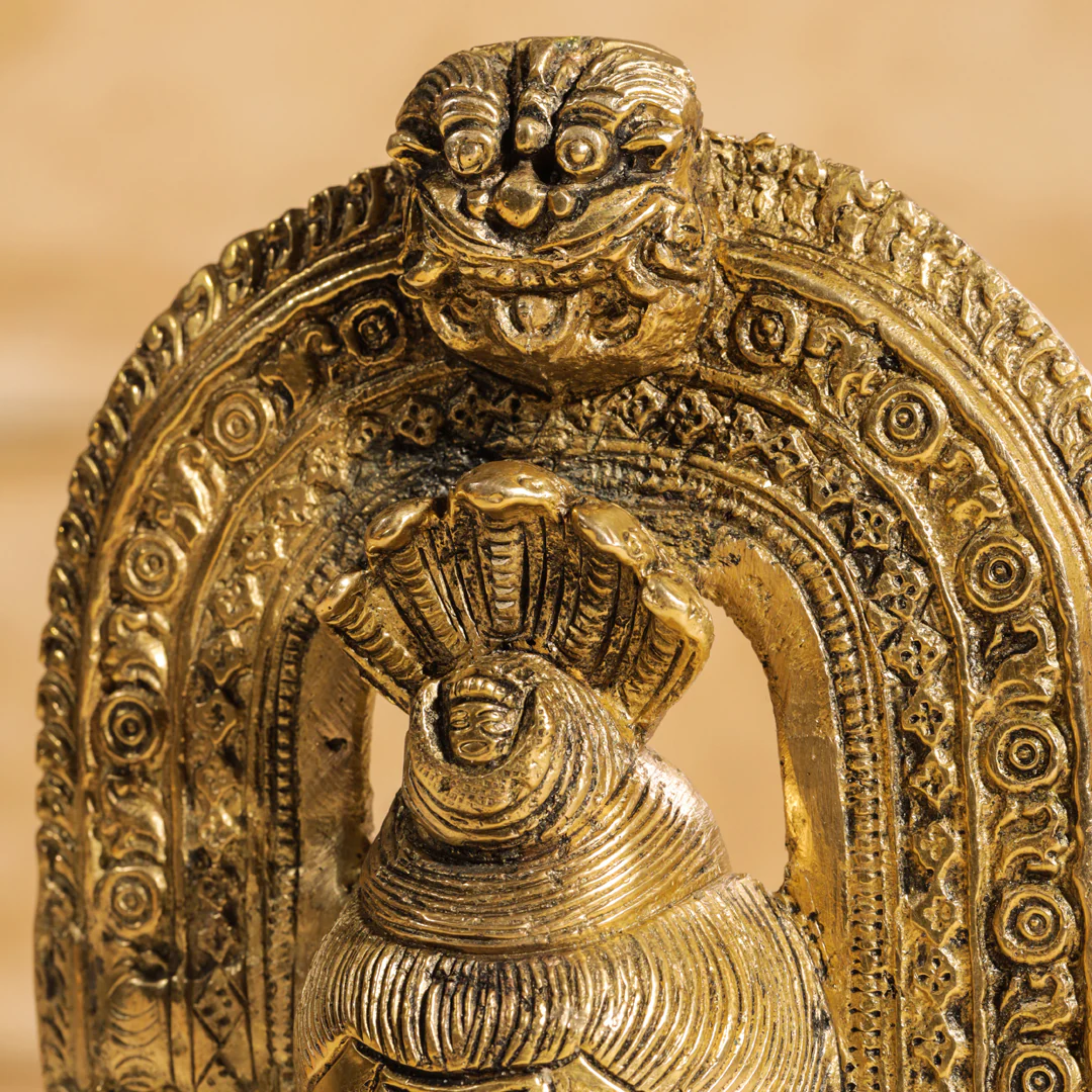 Brass Shiva Head Idol With Kirtimukha (8.5 Inch) - Image 7