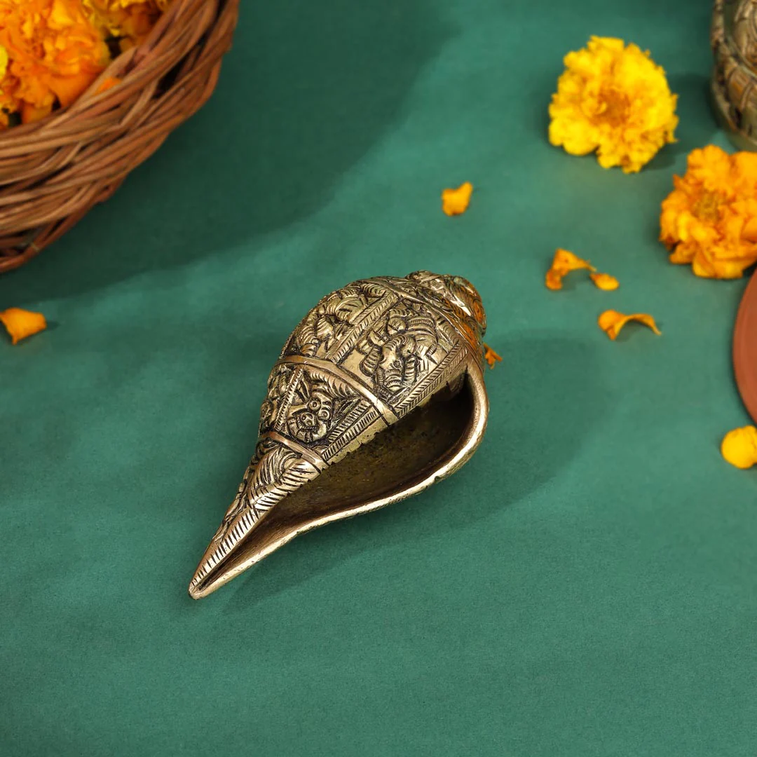 Brass Lord Ganesha Conch (2.2 Inch) - Image 3