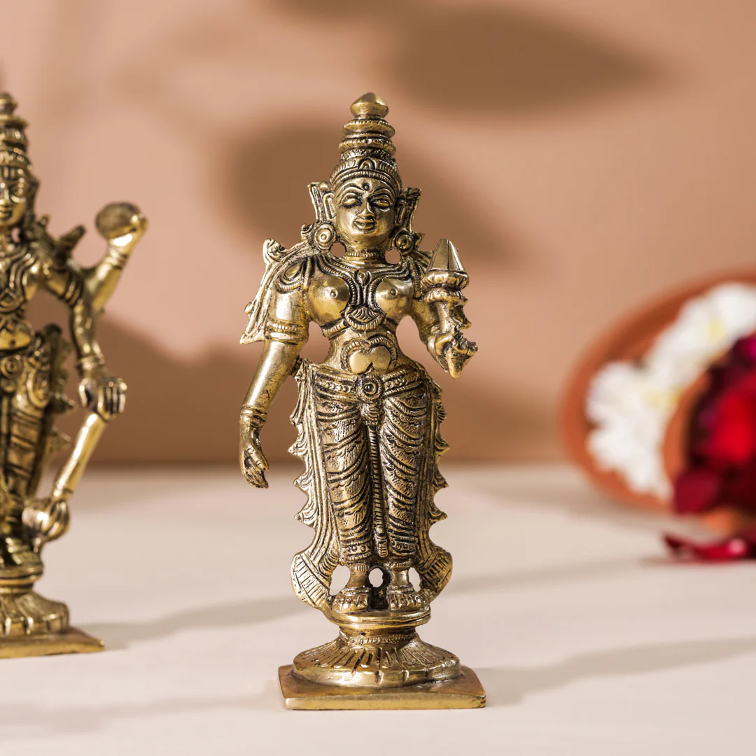 Brass Standing Vishnu Lakshmi Set (6 Inch) - Image 10