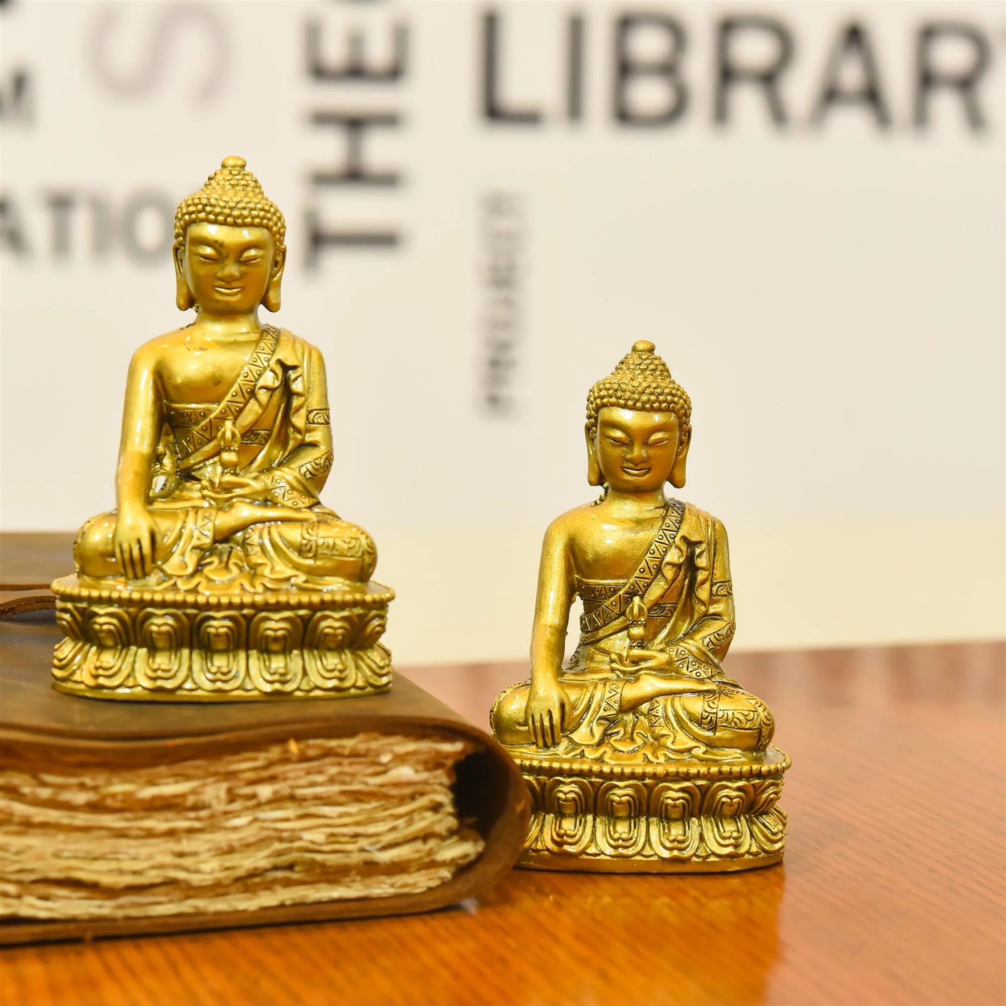 Polyresin Sitting Buddha Meditation Idol (4.5 Inch) - Image 4