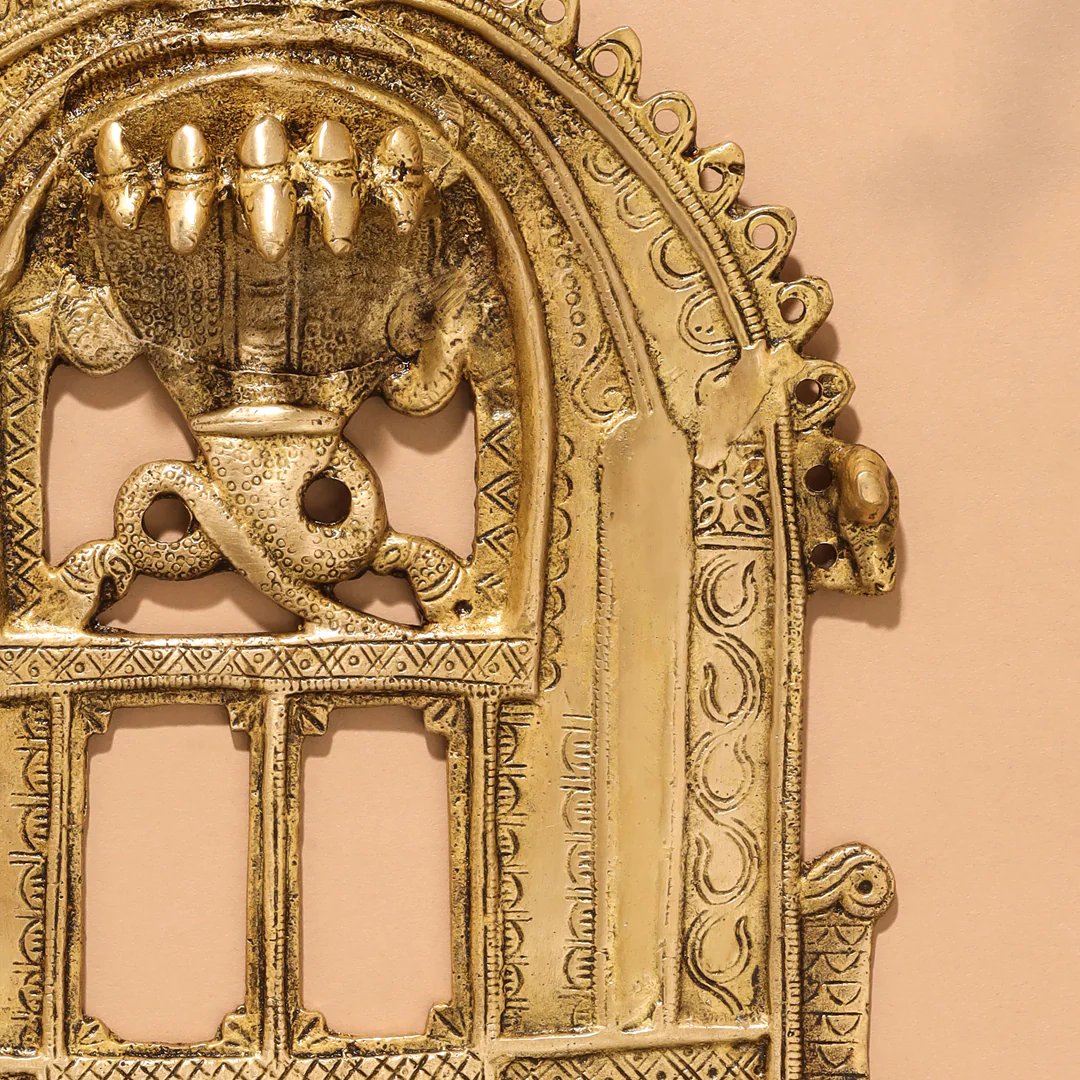 Brass Handcarved Prabhavali Frame (10 Inch) - Image 3