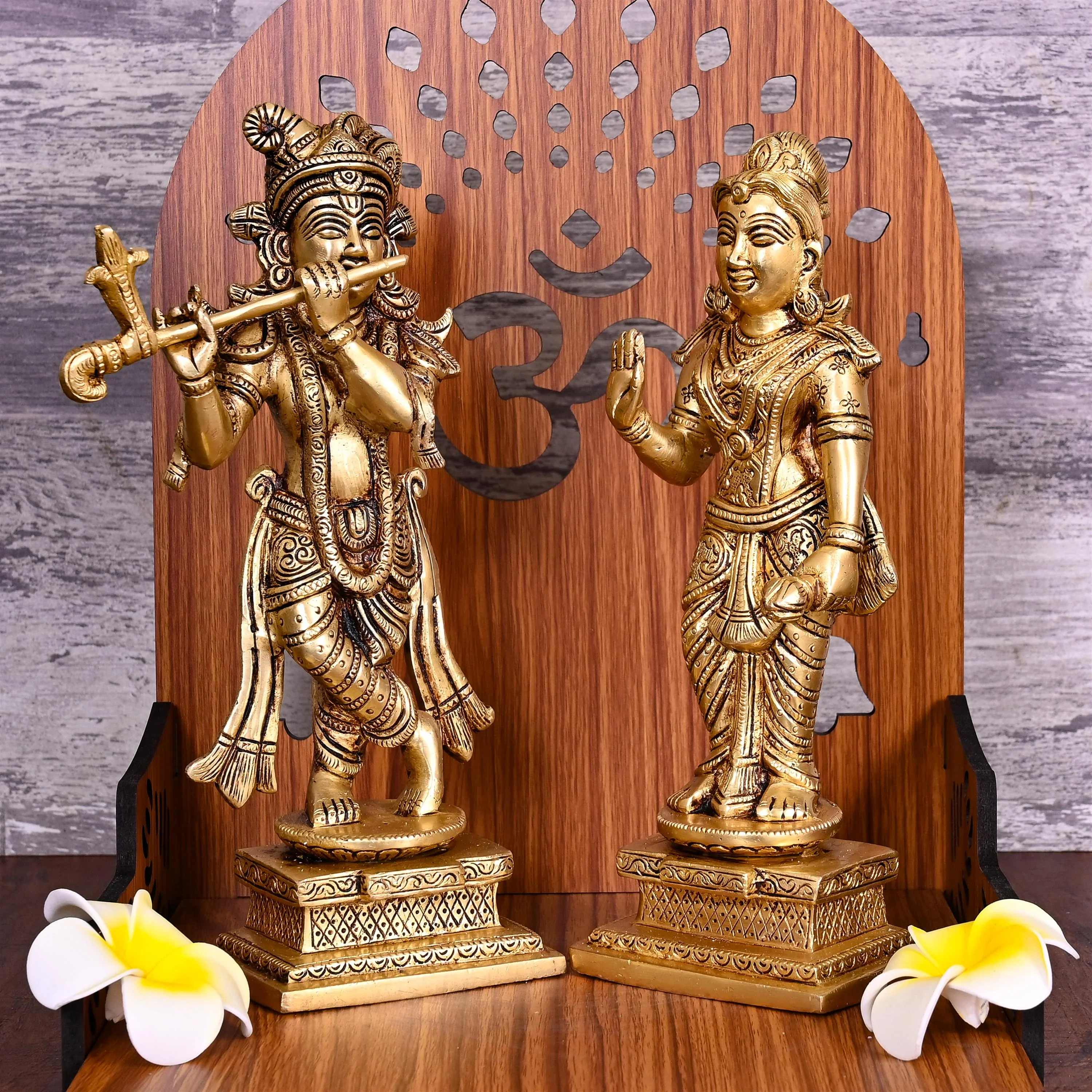 Brass Standing Radha Krishna Idols Set (9.5 Inch) - Image 2