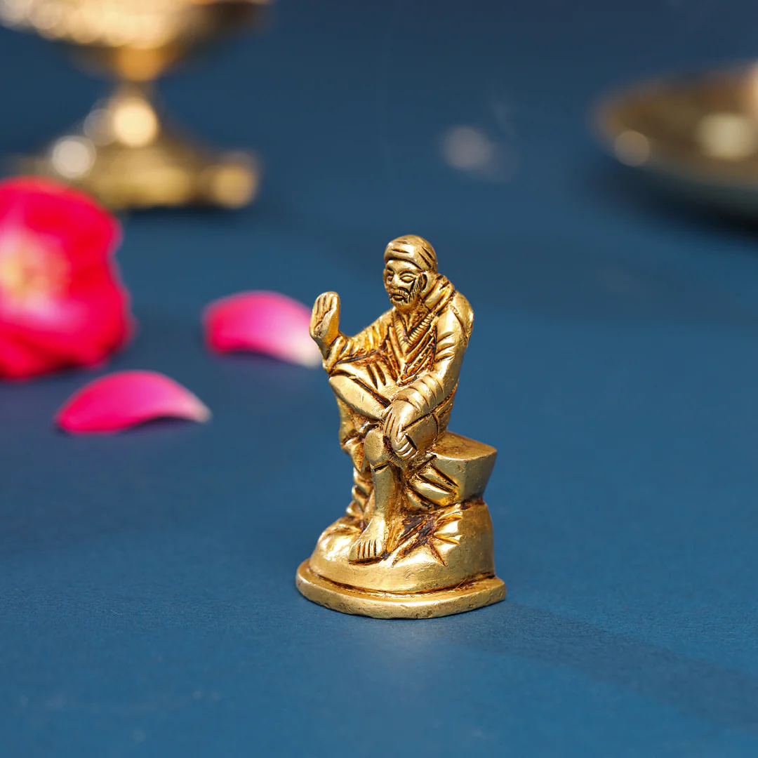 Brass Sai Baba Idol With Pearl Box (2.2 Inch) - Image 2