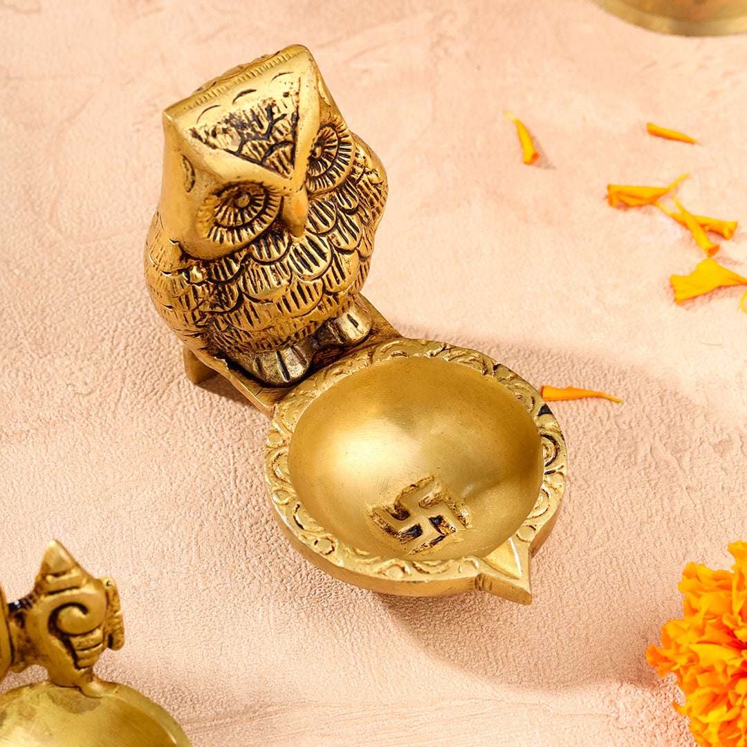 Brass Shankh Chakra Namah, Star Vel & Owl Diya - Image 7