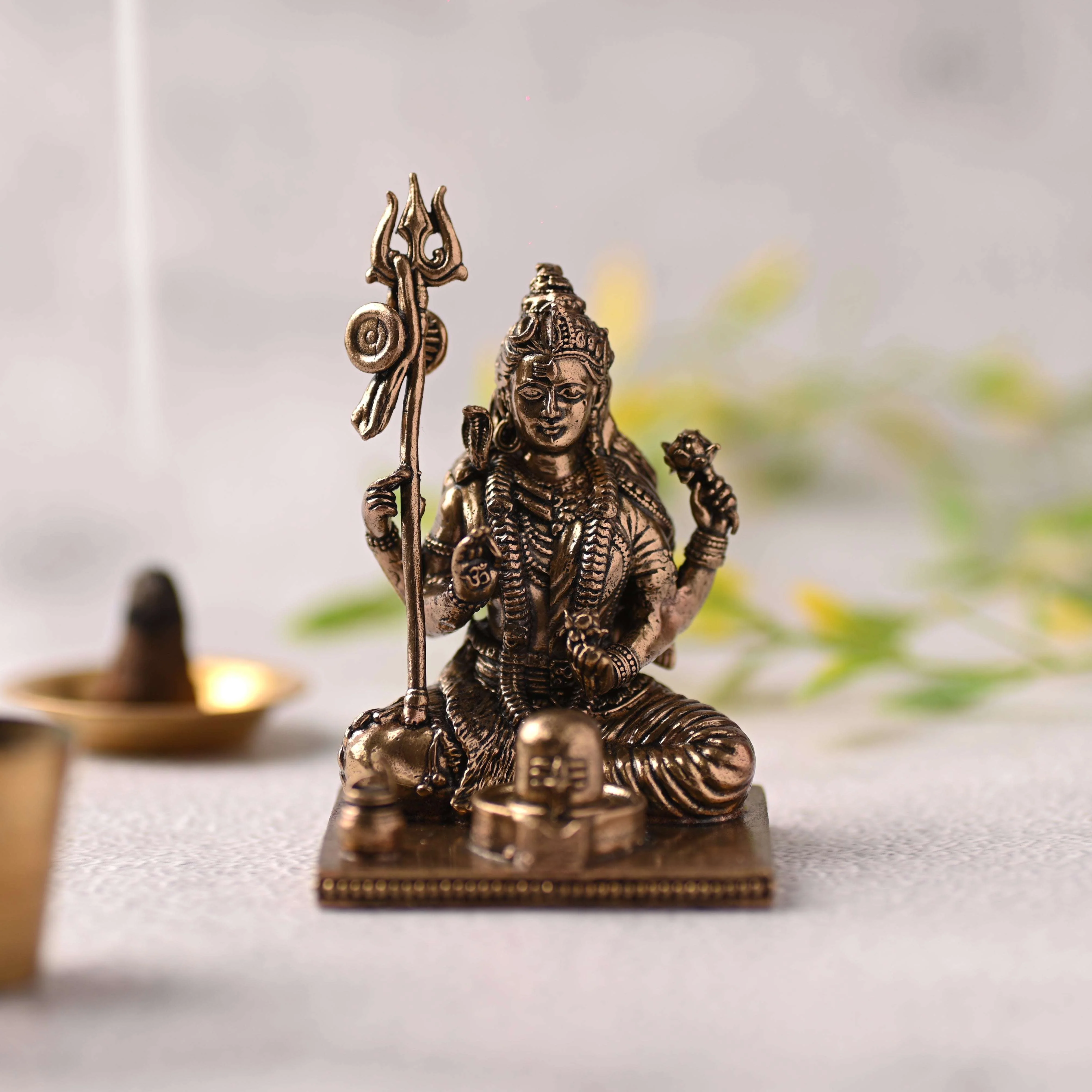 Brass Handcrafted Sitting Lord Shiva with Shivling Lightweight Idol (3.5 Inch)