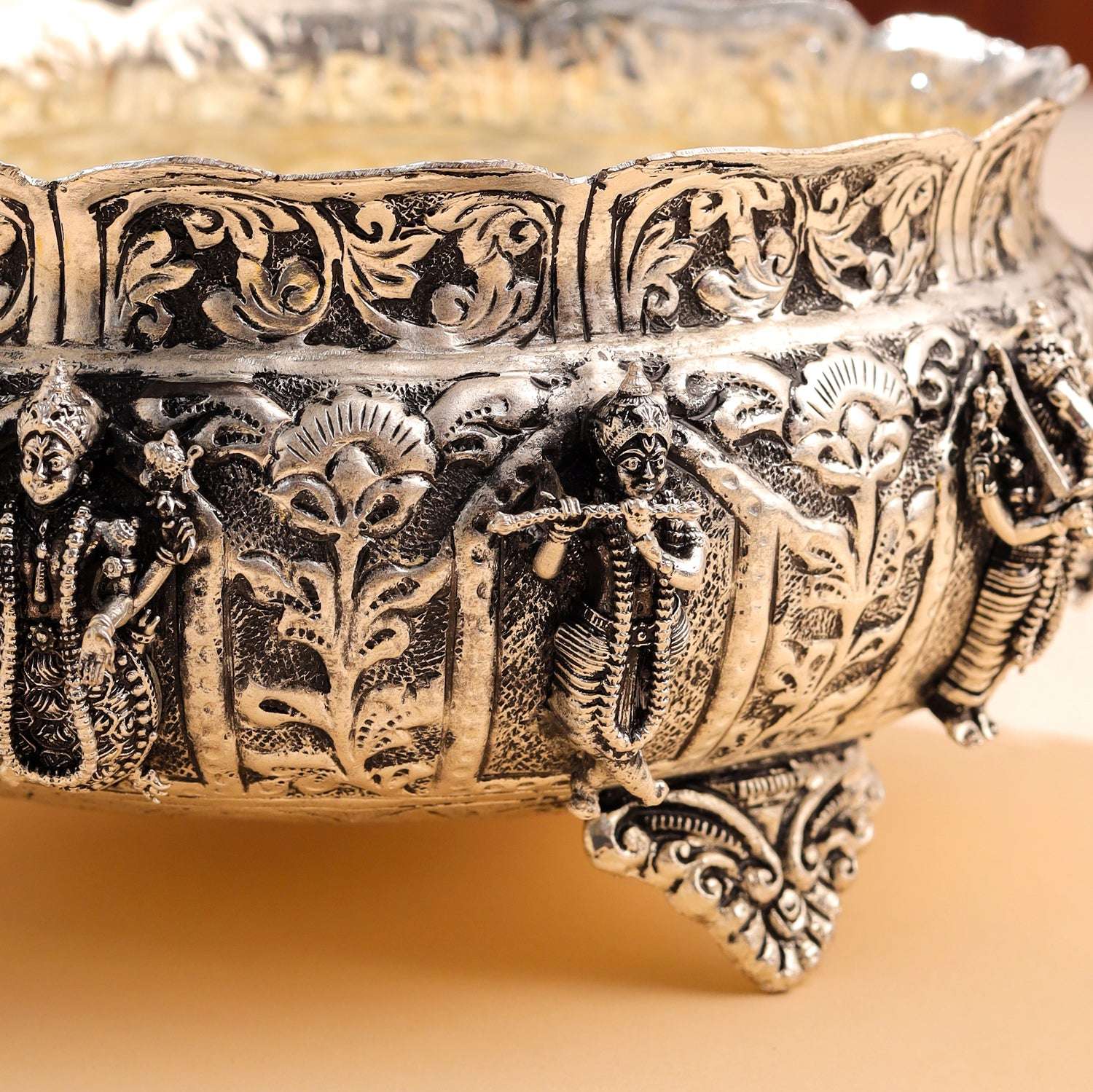 Brass Silver Plated Dashavatara Urli Bowl With Floral Design (4 Inch) - Image 3