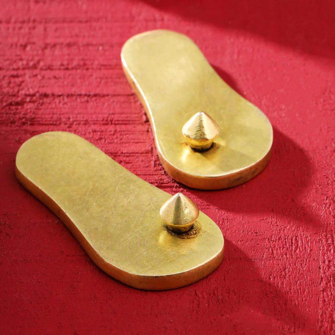 Brass Superfine Charan Paduka (3 Inch) - Image 2