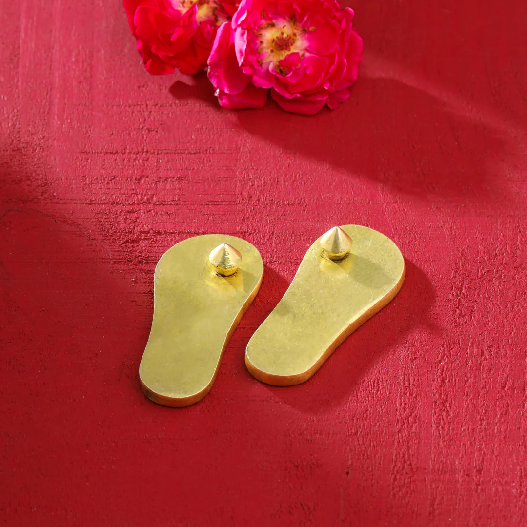 Brass Superfine Charan Paduka (3 Inch) - Image 3