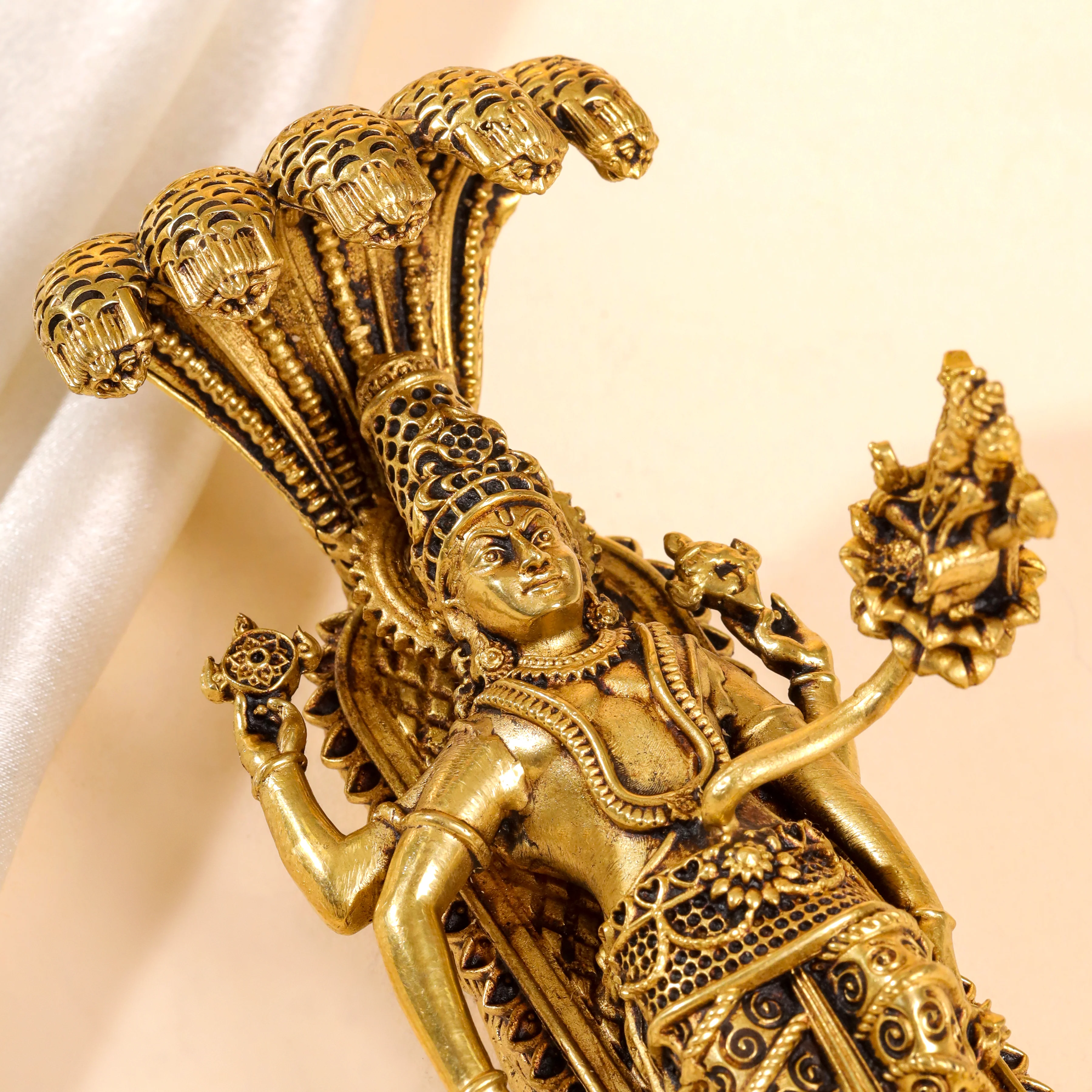 Brass Superfine Vishnu On Sheshnaag Statue (3 Inch) - Image 2