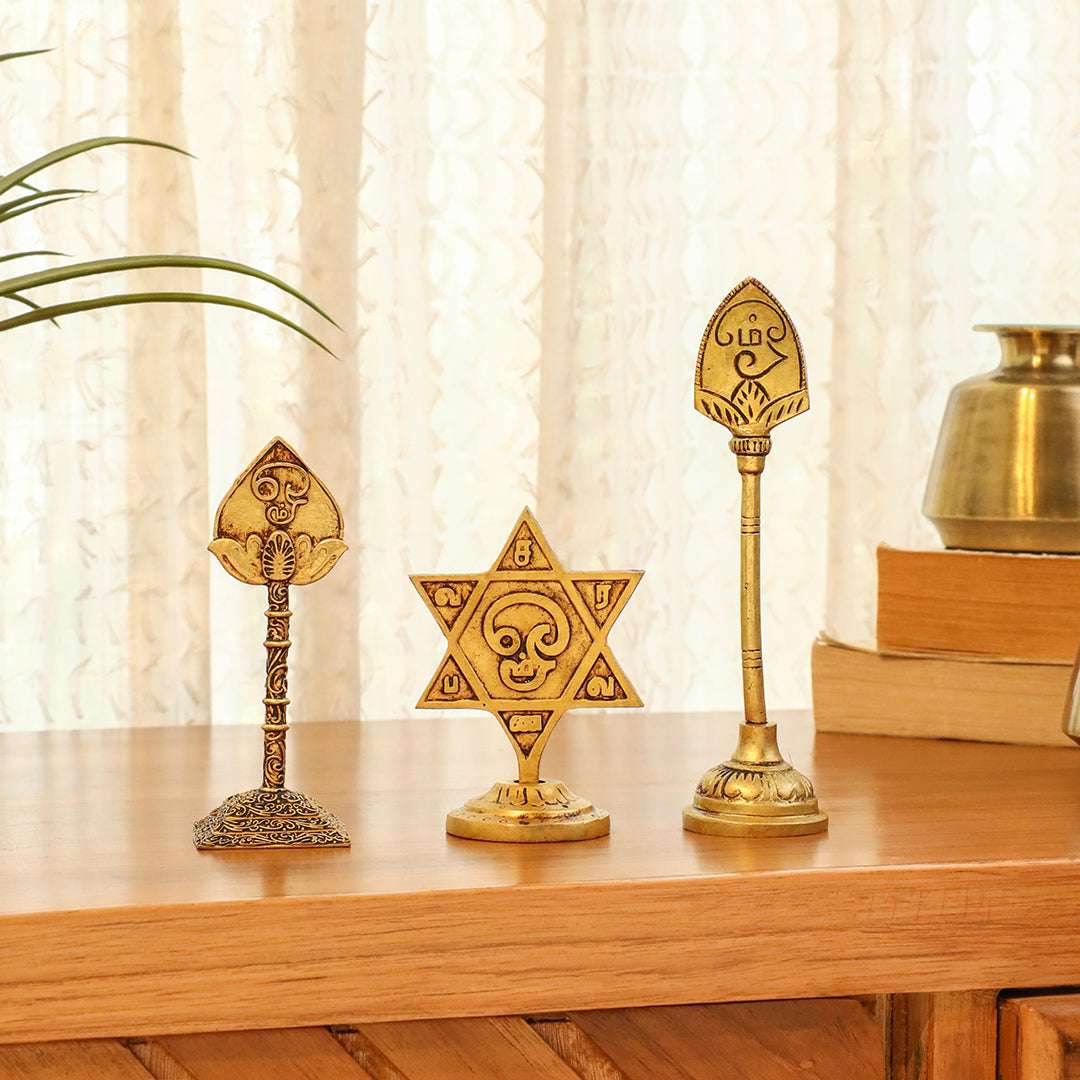 Brass Murugan Vel, Star Vel & Paan Vel Table Top Symbols - Image 3