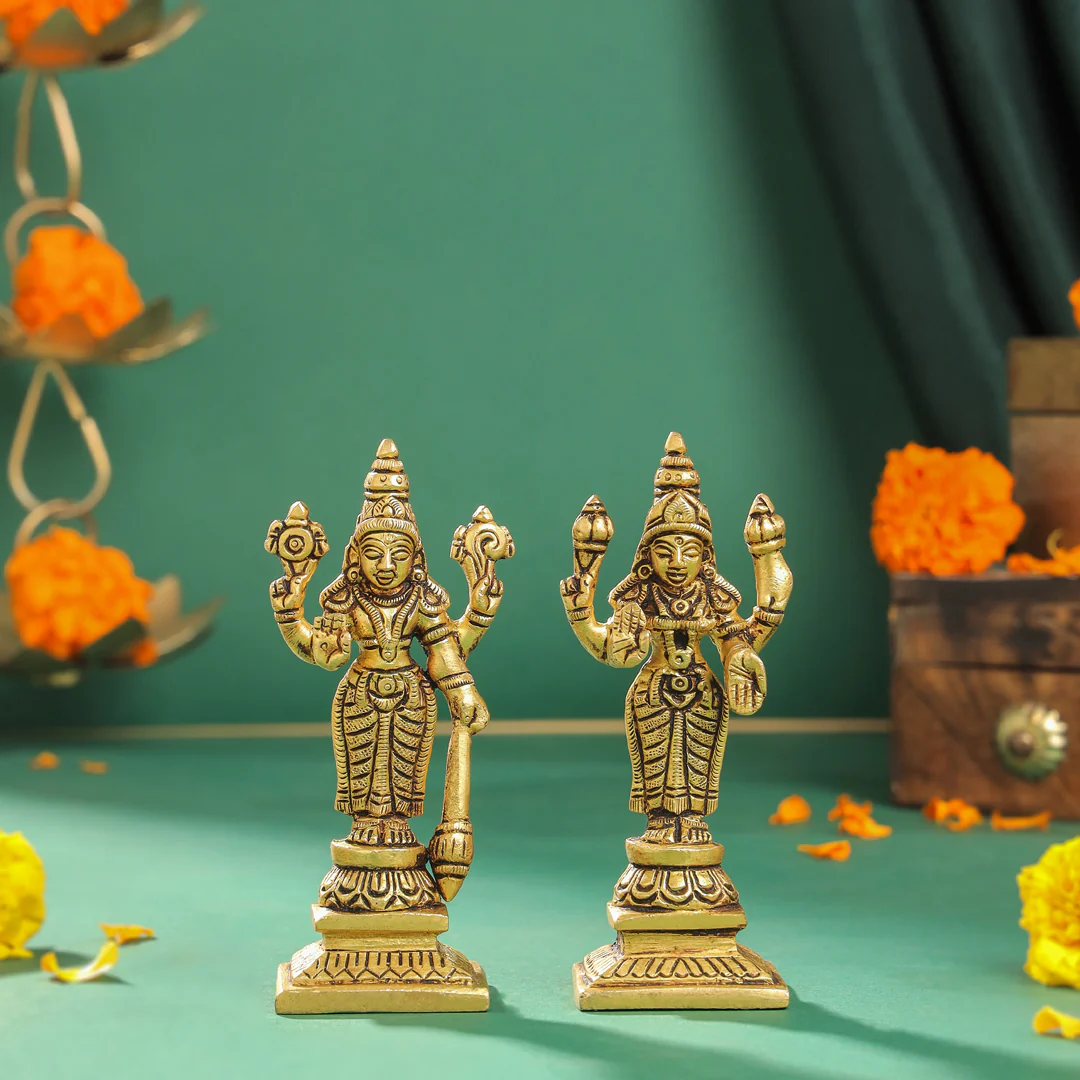 Brass Standing Vishnu Lakshmi Set (4.5 Inch)