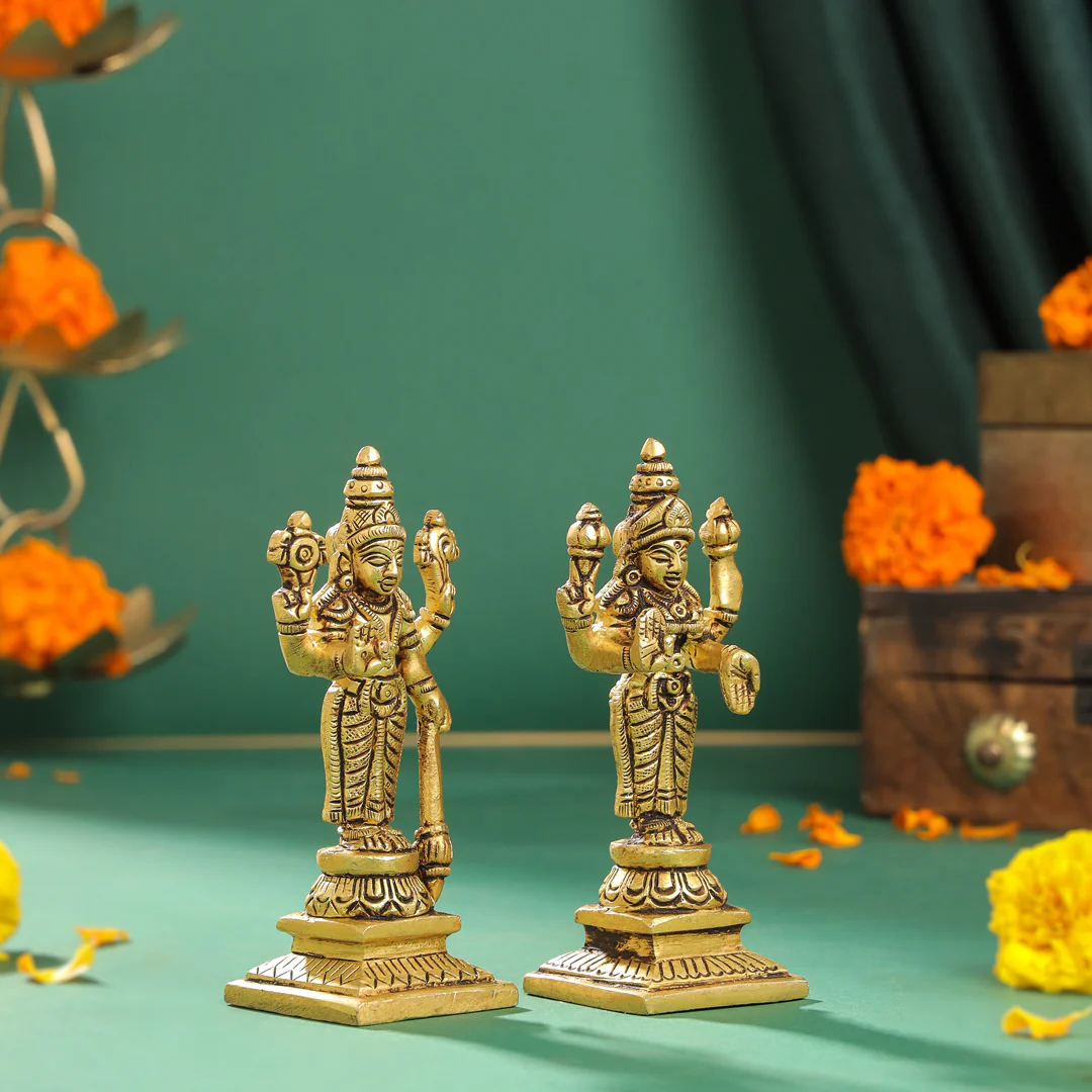 Brass Standing Vishnu Lakshmi Set (4.5 Inch) - Image 2