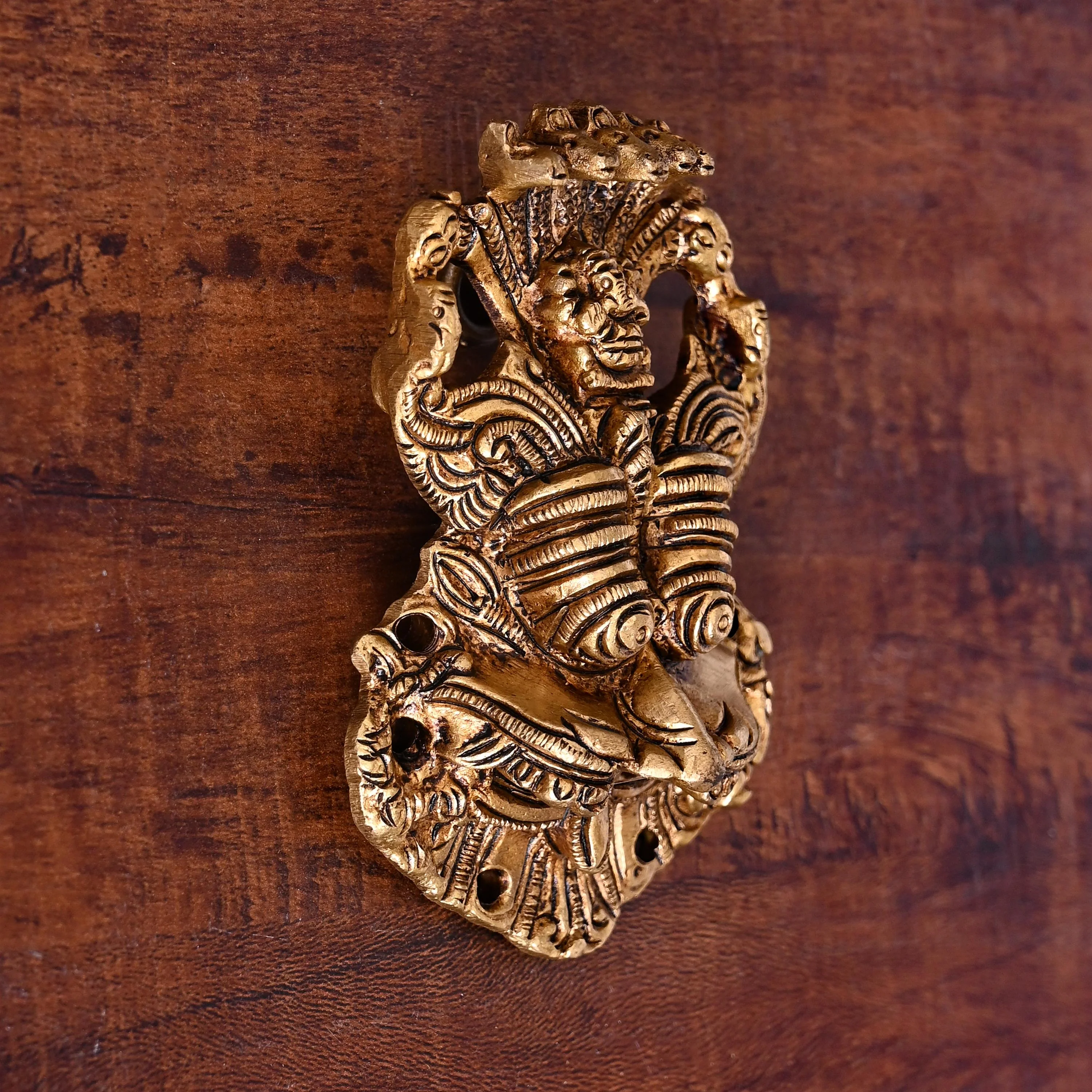 Brass Superfine Yali/kirtimukha Face Wall Hanging (4 Inch) - Image 2